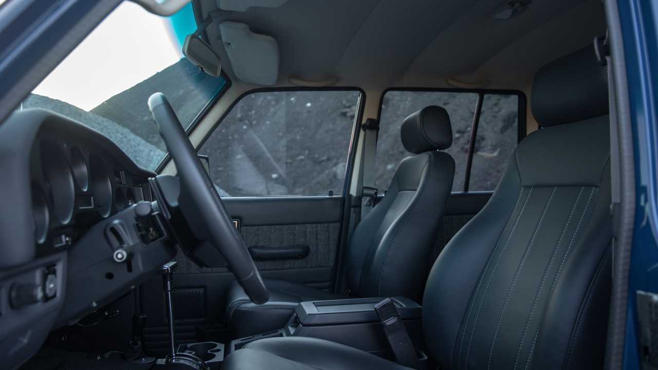 TLC Automotive Toyota Land Cruiser FJ62 Restomod