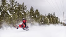 2026-sno-650-indy-xcr-137-white-lightning-indy-red-image-riding-TI03522