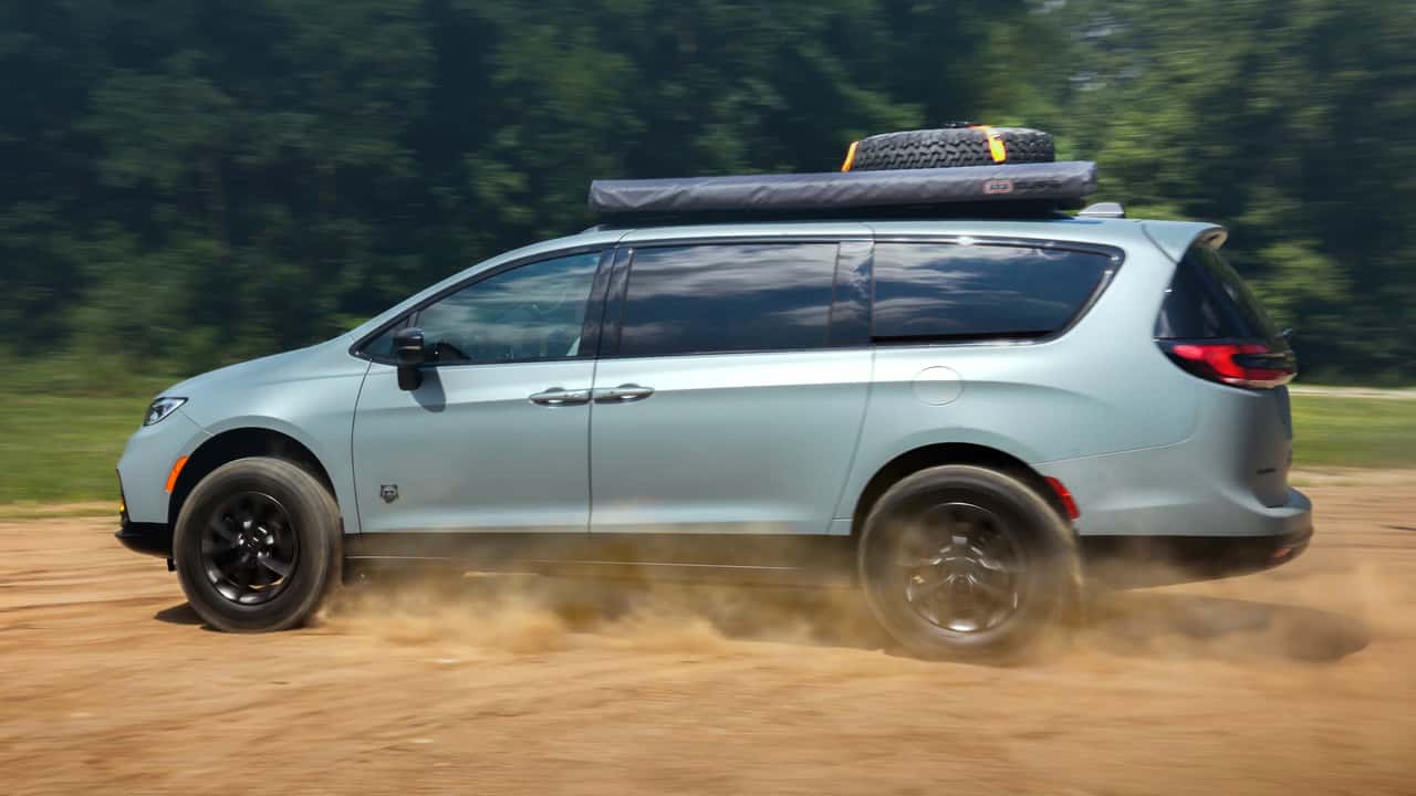 Chrysler Pacifica Grizzly Peak Konsepti