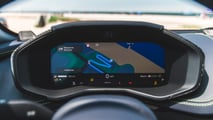 Apple CarPlay Ultra su Aston Martin