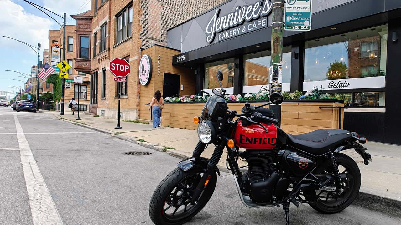 Chicago Exploration with the Royal Enfield Hunter 350