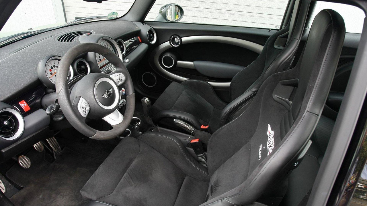 Nowack Tunes Mini Cooper S And Jcw Up To 260 Ps Mini Cooper S Jcw By Nowack 04 05 2010