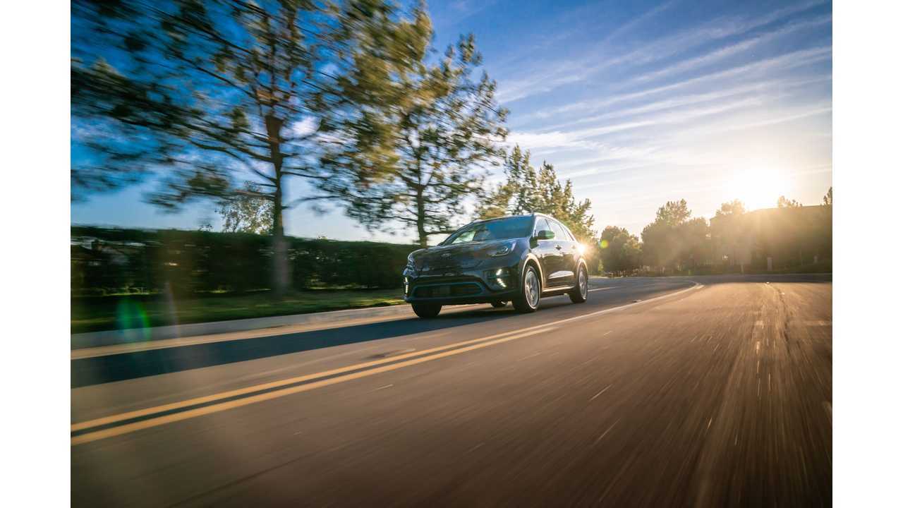Kia e-Niro (wallpaper 2,560x – click to enlarge)