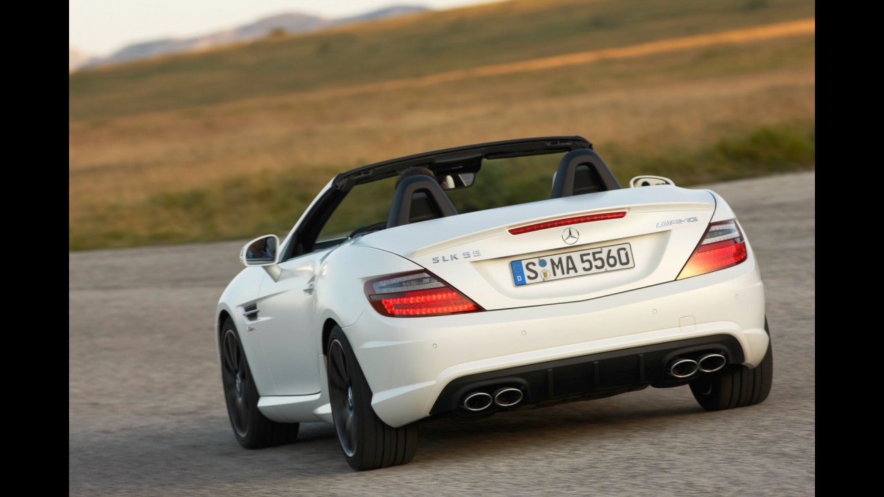 Oficial: Mercedes-Benz revela primeiras informações sobre SLK AMG 2012