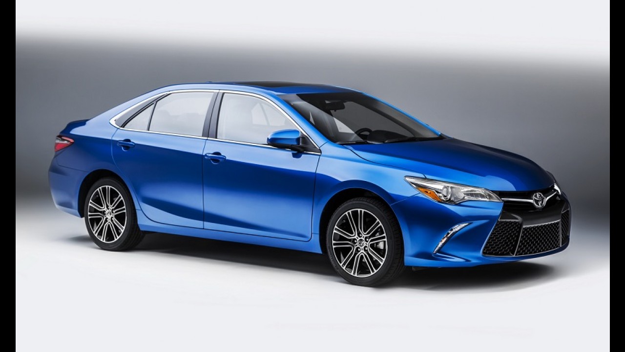 Toyota Corolla e Camry terão séries especiais no Salão de Chicago