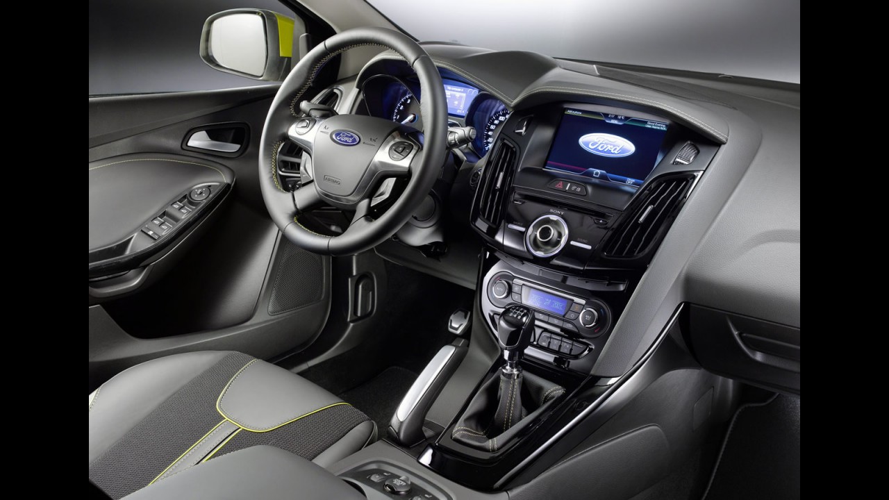 Salão de Paris: Novo Ford Focus Estate 2011 (Station Wagon)