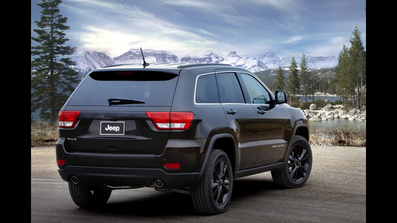 Jeep Grand Cherokee ganha série especial a ser batizada pelos internautas
