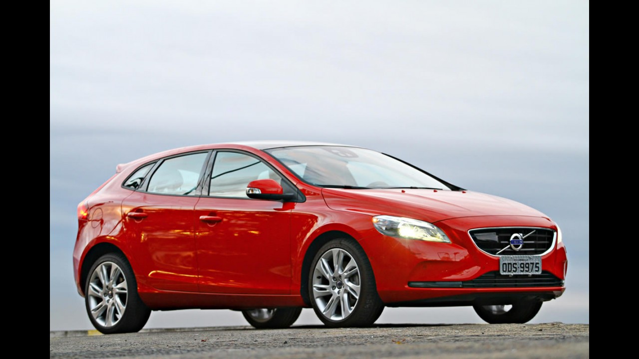Volta rápida: Volvo V40 tem boa dinâmica, mas preço de alemão complica