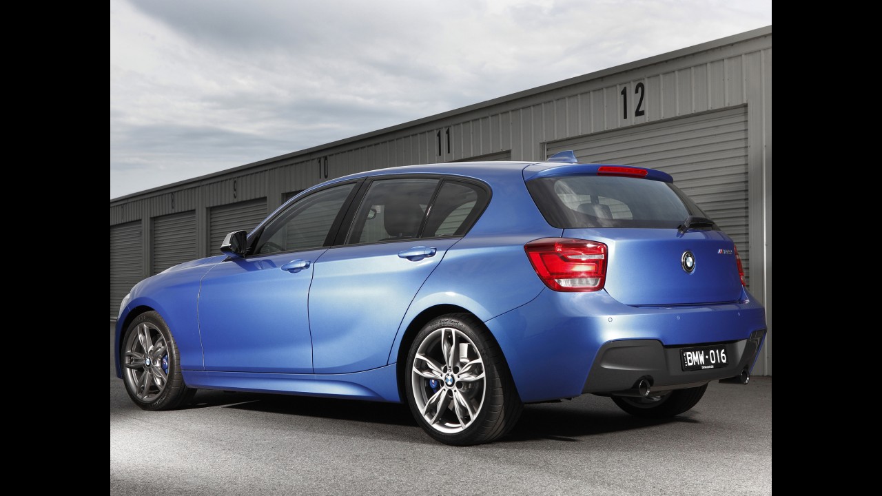 BMW M135i chega por R$ 199.950 com motor 3.0 biturbo de 320 cv