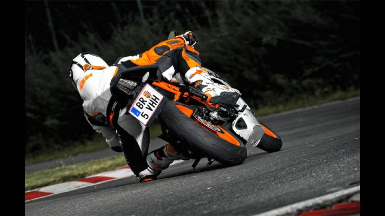 KTM lança pequena esportiva RC390 2014na Europa
