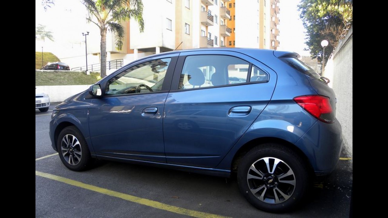 Garagem CARPLACE #3: Onix automático encara o trânsito urbano, agora com etanol