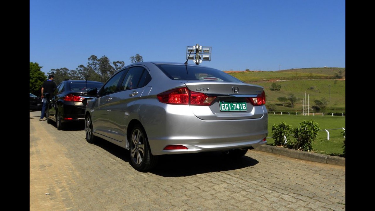Volta Rápida: Honda City 2015 evolui e invade terreno dos sedãs médios