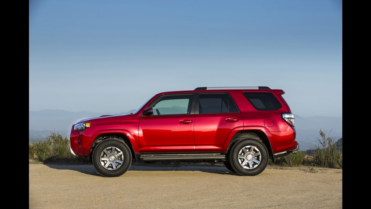 Toyota atualiza visual do SUV 4Runner nos EUA