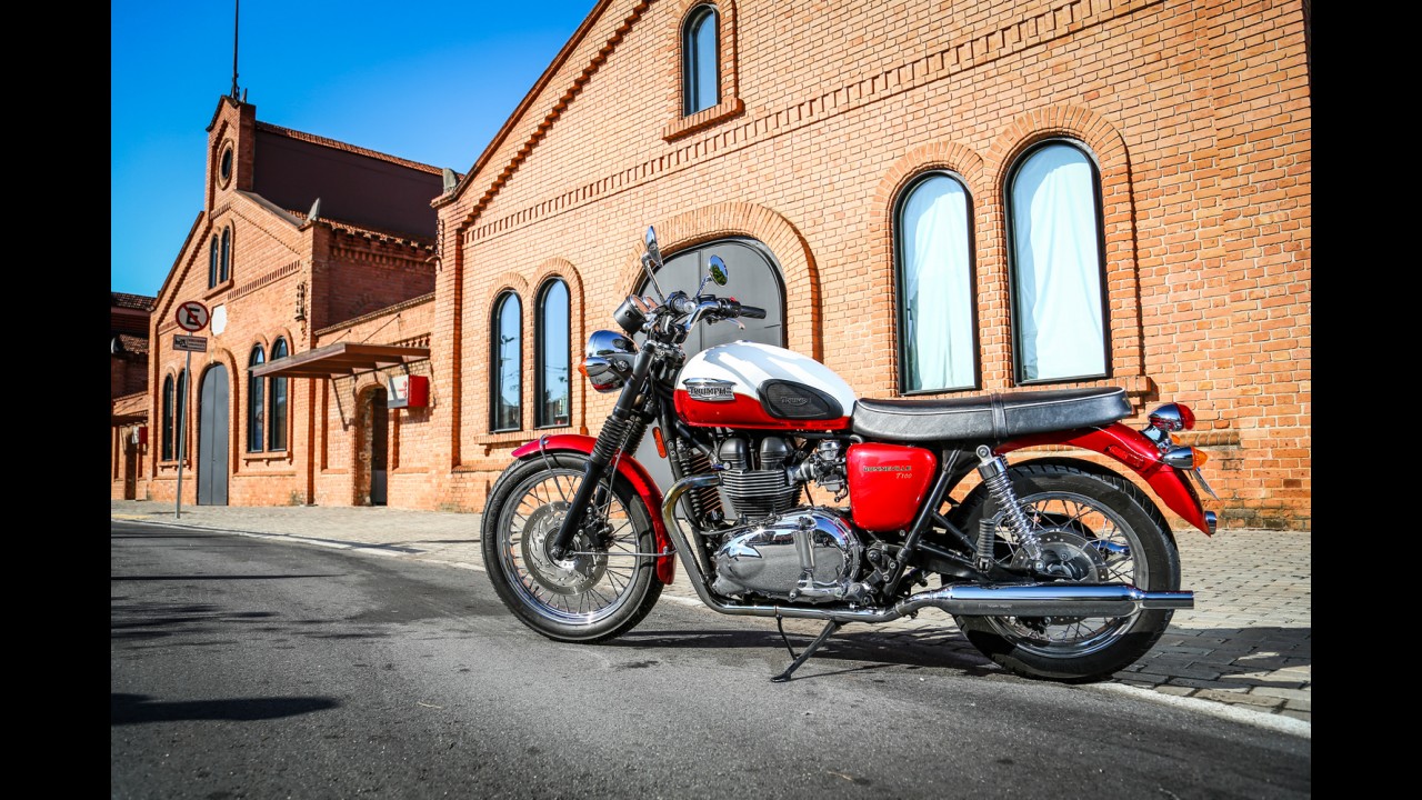 Avaliação: cinquentona com tudo em cima, Triumph Bonneville desperta paixões