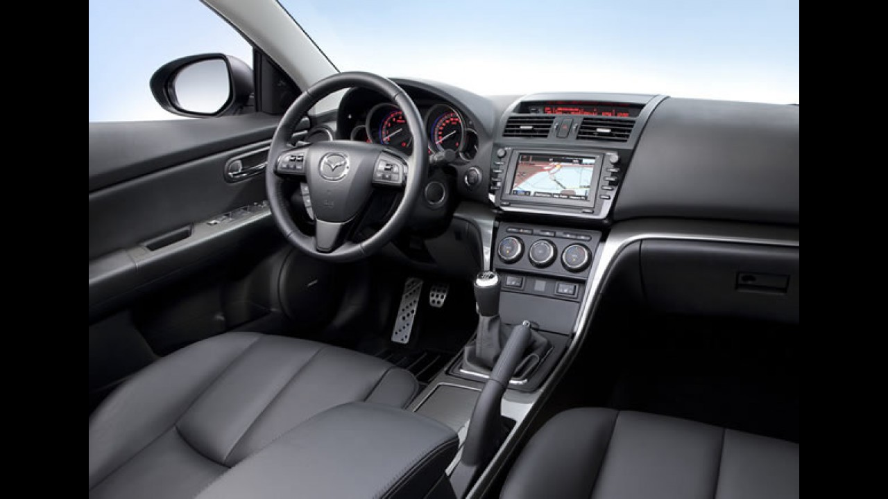 Divulgadas imagens do Mazda 6 2011 - Modelo reestilizado estará no Salão de Genebra