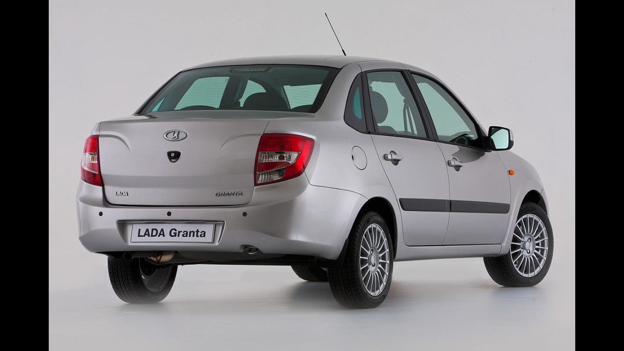Lada apresenta o sedan Granta para mudar sua história