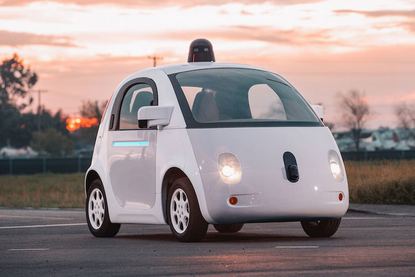 Google met un frein à sa voiture autonome