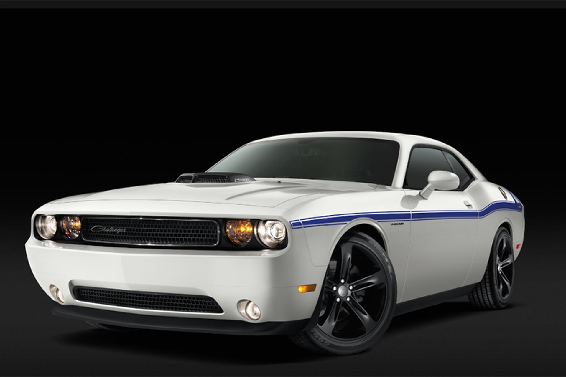 Mopar '14 Challenger Sells Out in A Day
