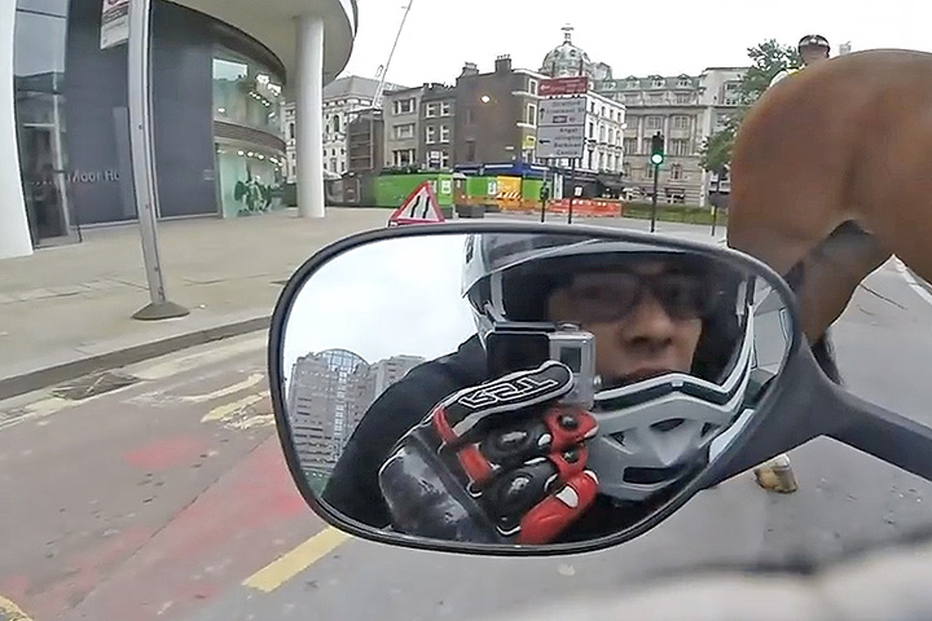 Watch this Cop on a Horse Nab a Show Off Motorcyclist