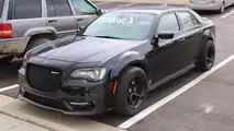 Chrysler 300 Hellcat casus fotoğraflar