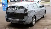 2018 Toyota Avensis wagon spy photo