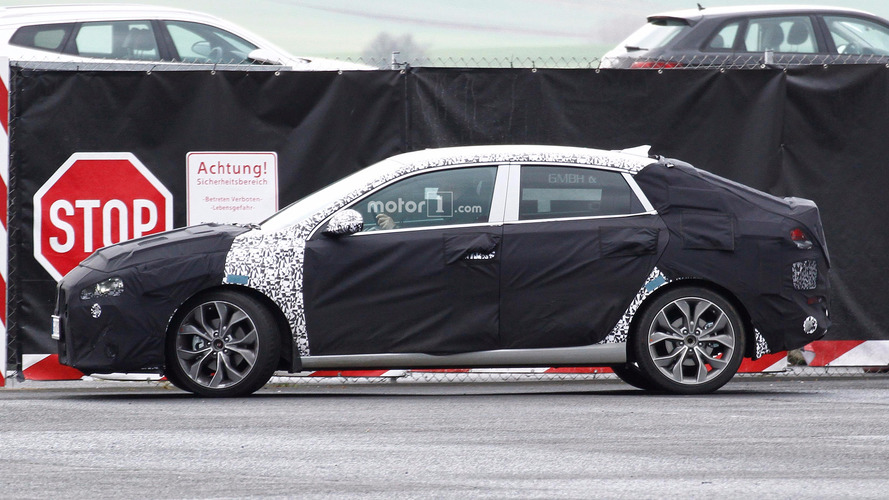 Hyundai i30 Fastback Spy Shots