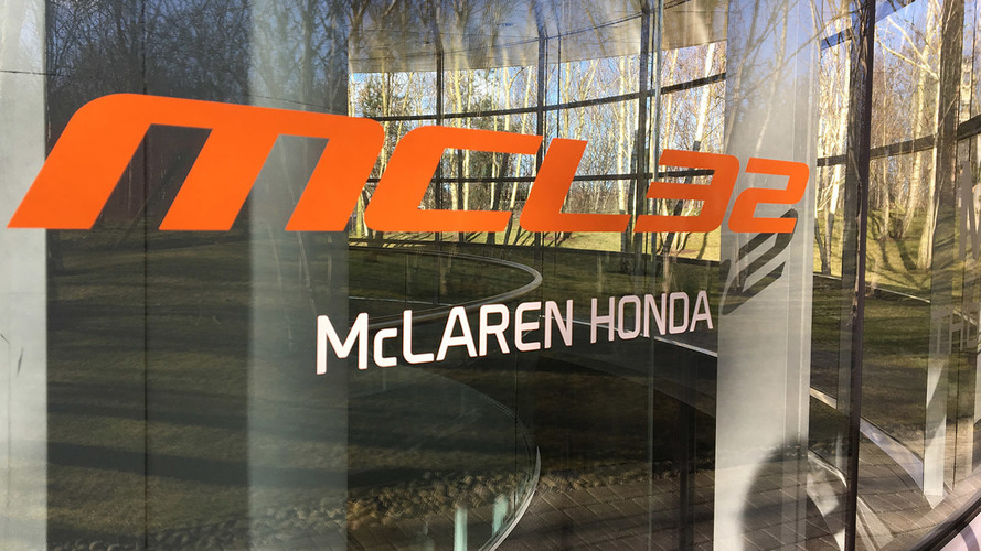 McLaren MCL32 2017