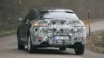 Volto sollevato BMW X4 Spied durante i test