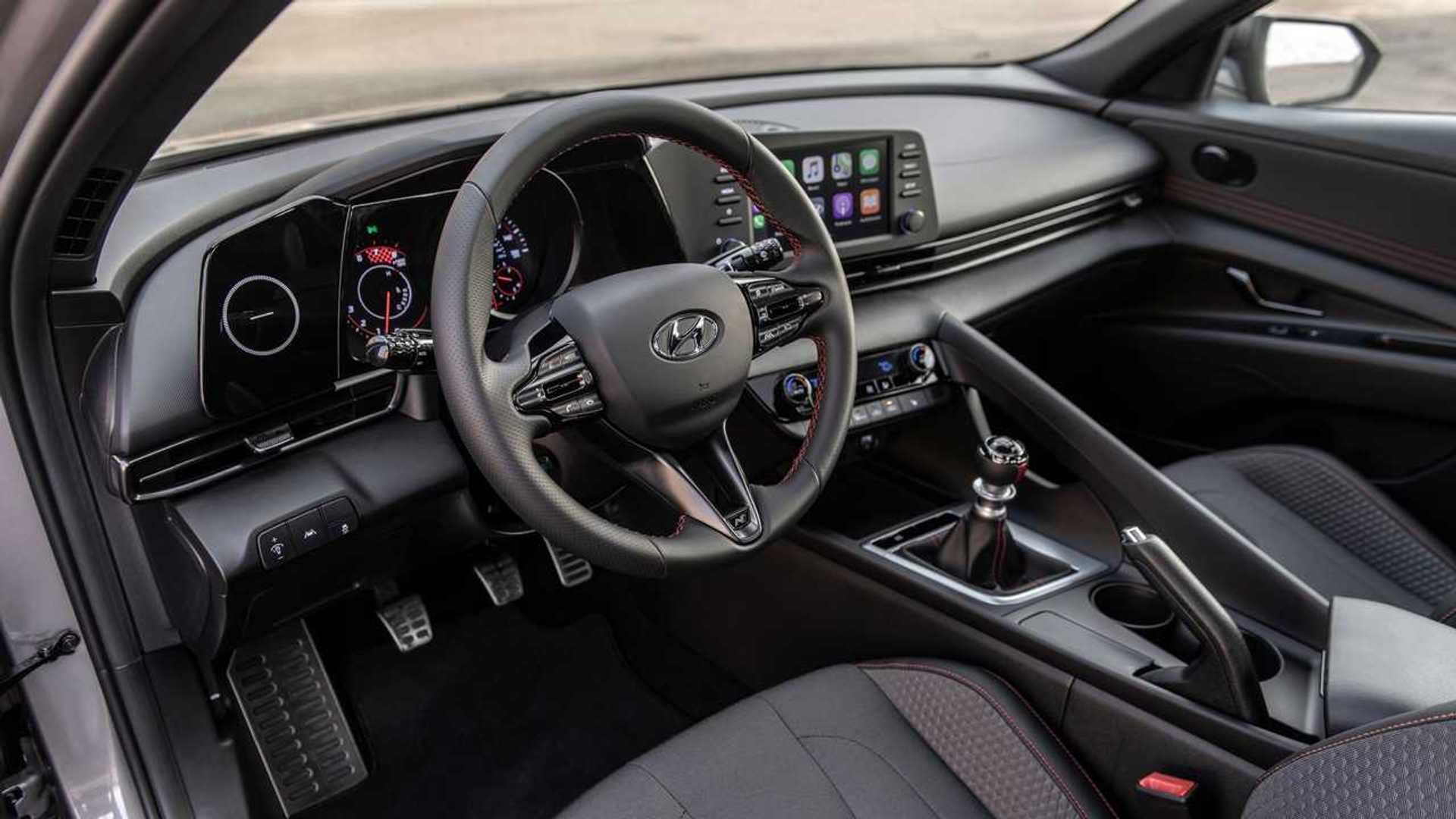 2021-hyundai-elantra-n-line-interior-cockpit.jpg