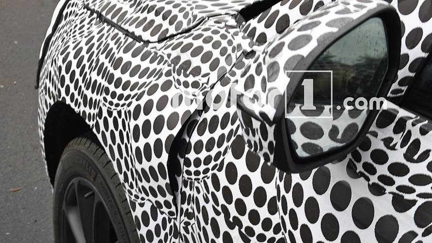 2020 Lincoln Corsair spy photo