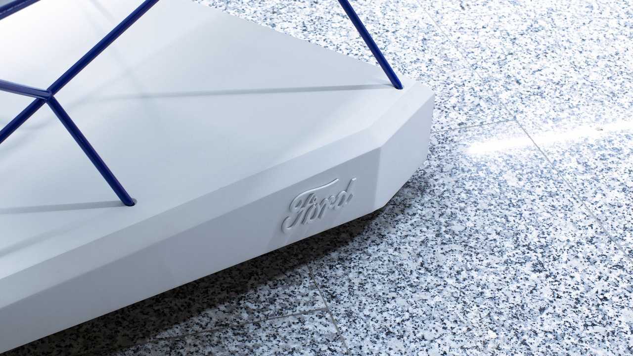 Ford self-braking shopping cart
