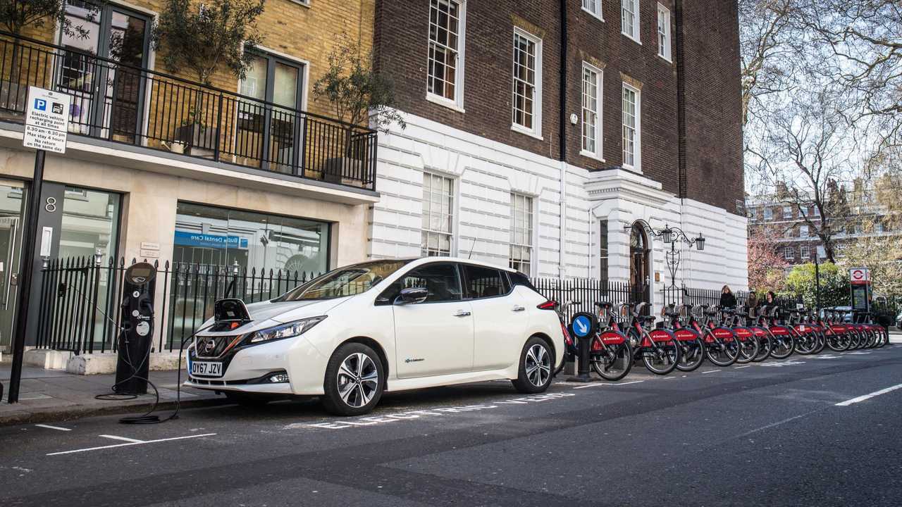 Nissan LEAF charging in UK