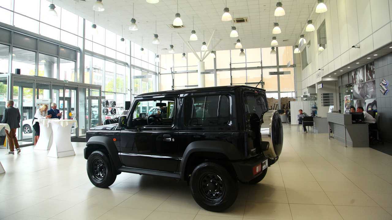 Suzuki Jimny russian start