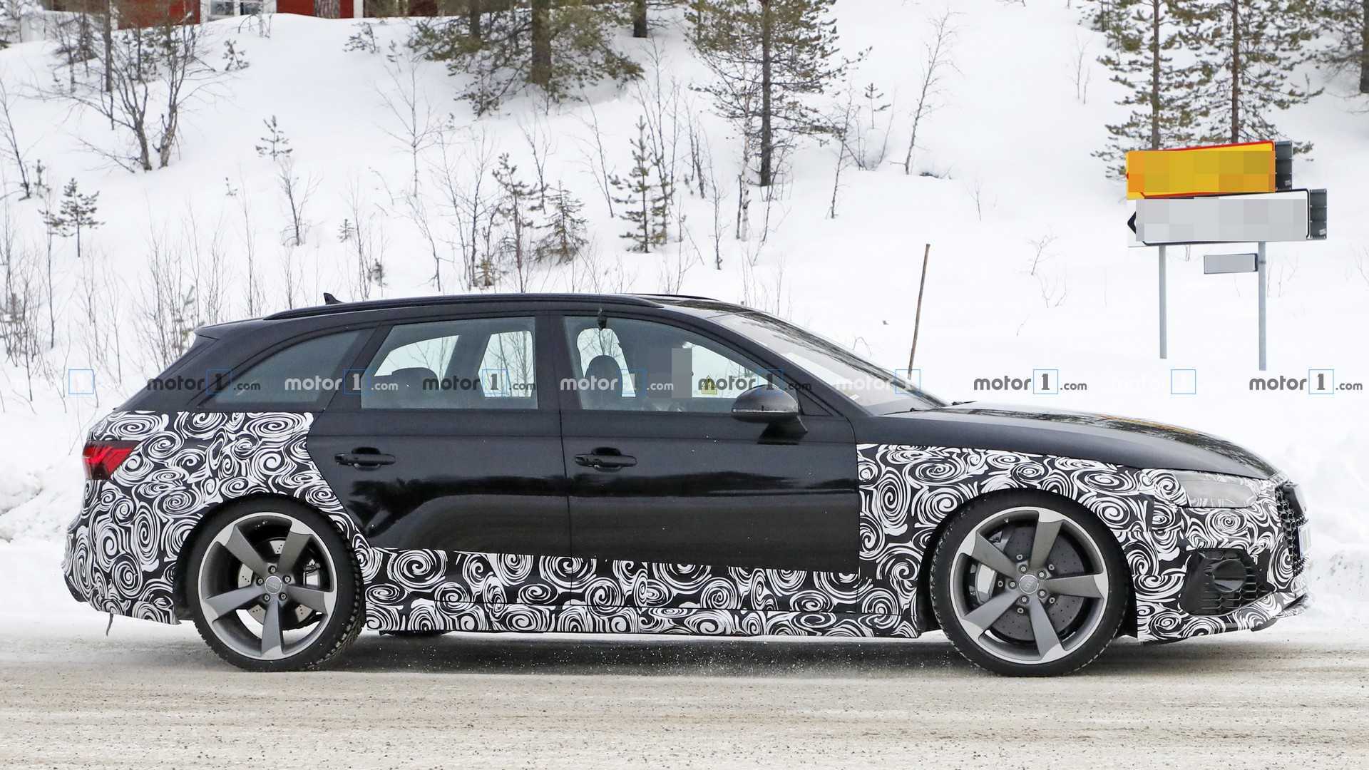 2020-audi-rs4-avant-facelift-spy-photo.j