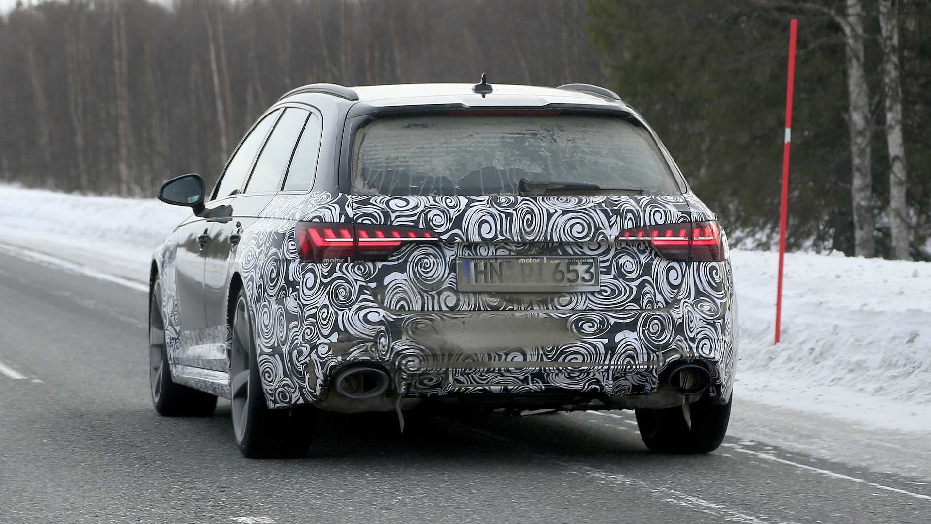 2020-audi-rs4-avant-facelift-spy-photo.j