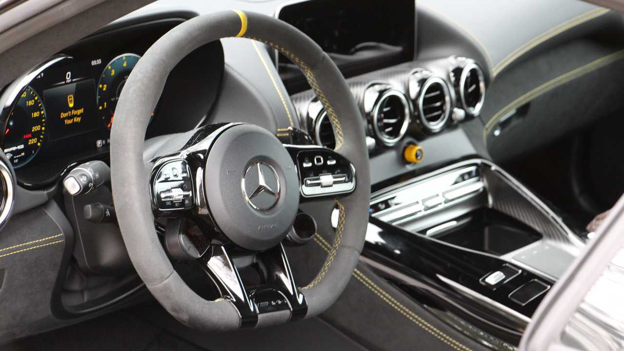 2020 Mercedes-AMG GT R: Driving Notes
