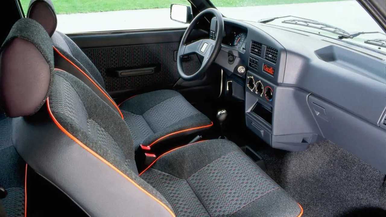 Peugeot 309