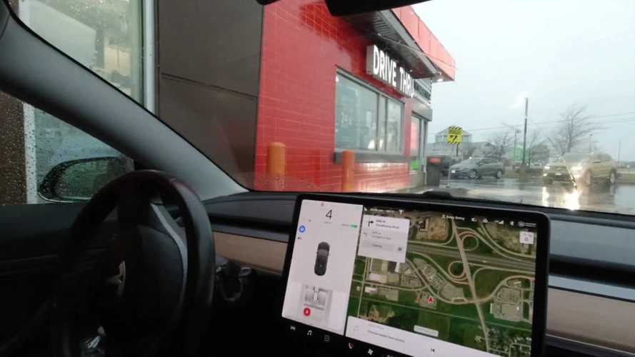 Watch Tesla Smart Summon Tested At A Fast Food Drive-Through