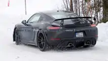 Porsche 718 Cayman GT4 RS, fotos espía.