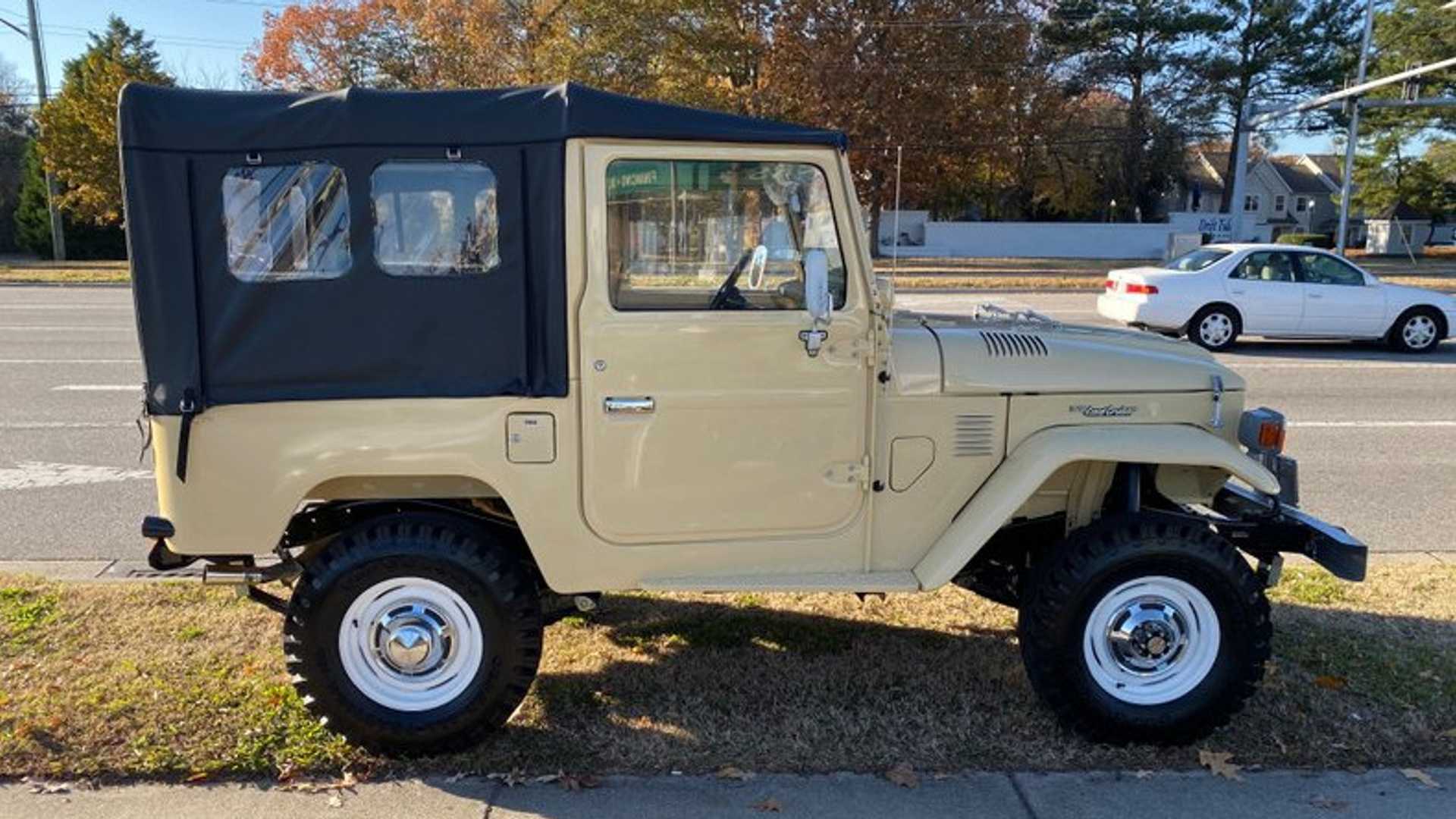 ["Go Anywhere In This Restored 1980 Toyota FJ40"]