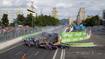 Start: Jean-Eric Vergne, DS Virgin Racing leads