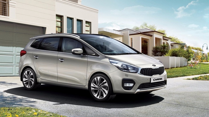 2017 Kia Carens
