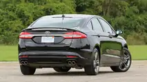 2017 Ford Fusion Sport: Review