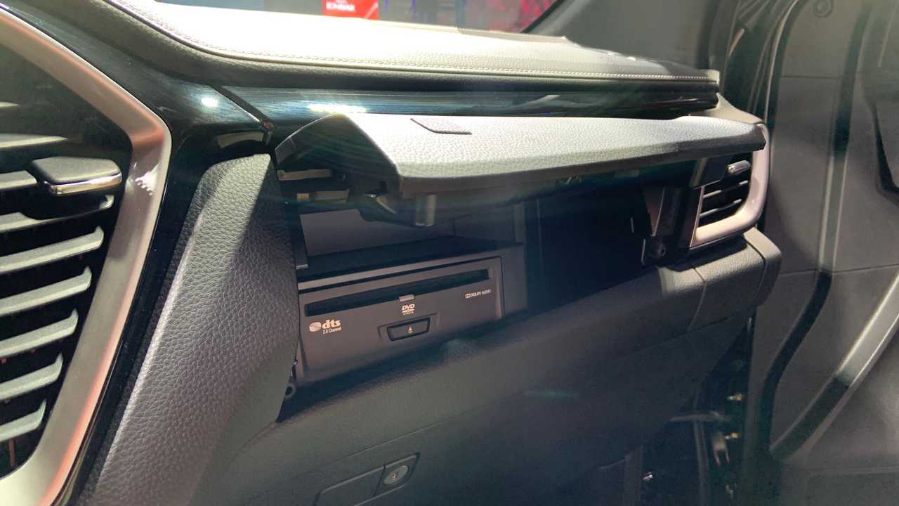 DVD-плеер Isuzu D-Max