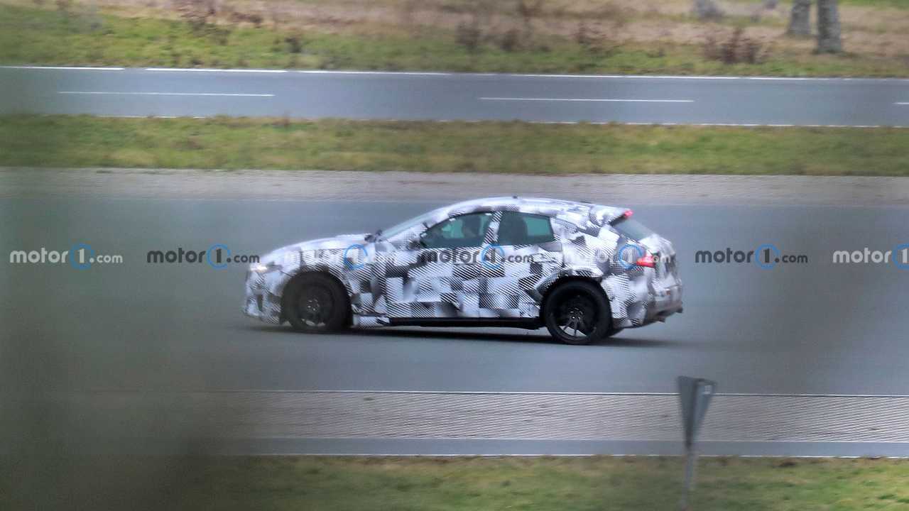 Flagra: Ferrari Purosangue 2022 (mula de testes)