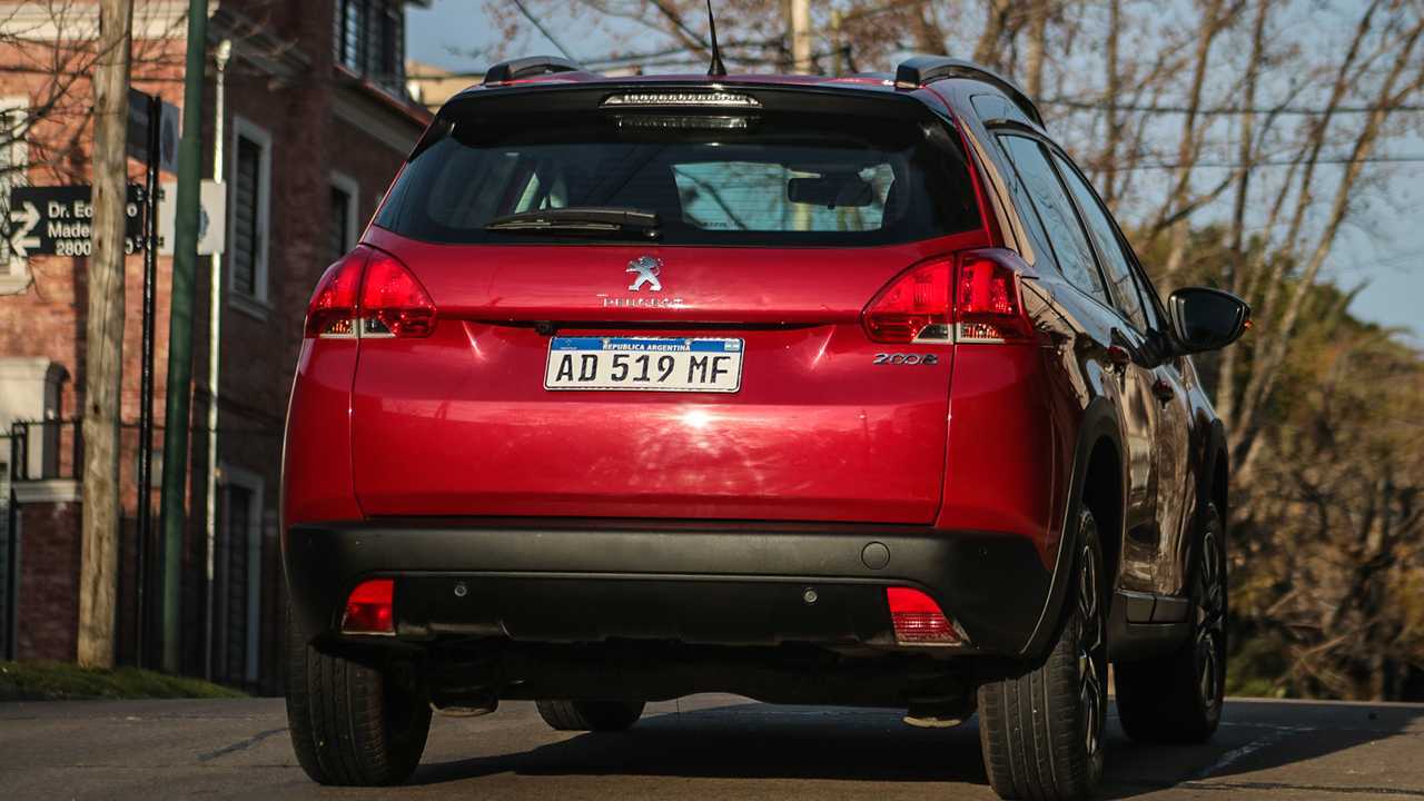 Crítica: Peugeot 2008 1.6 THP Sport (2020)
