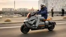 BMW CE 04 - scooter elétrico - movimento