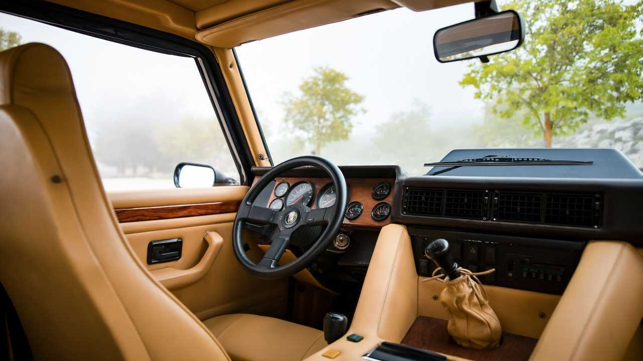 1988 Lamborghini LM002