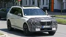 2023 BMW X7 facelift spied with split headlights