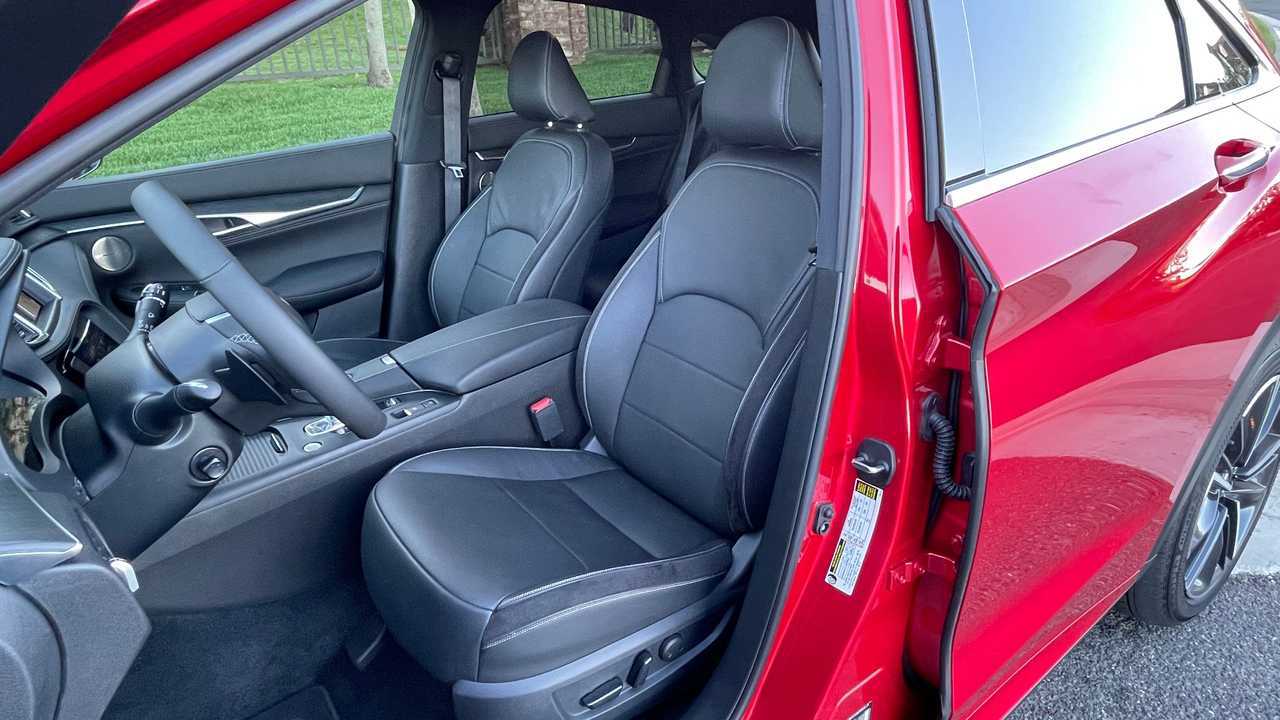 2022 Infiniti QX55 Interior Front Seats